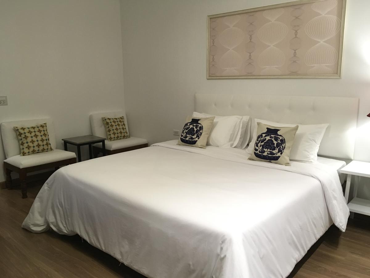 Phetcharat Grand Hotel Maesot Mae Sot Exterior foto